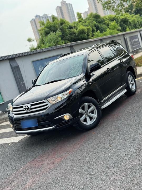 Highlander 2012 2.7L RWD 5-Seater Elite photo 2