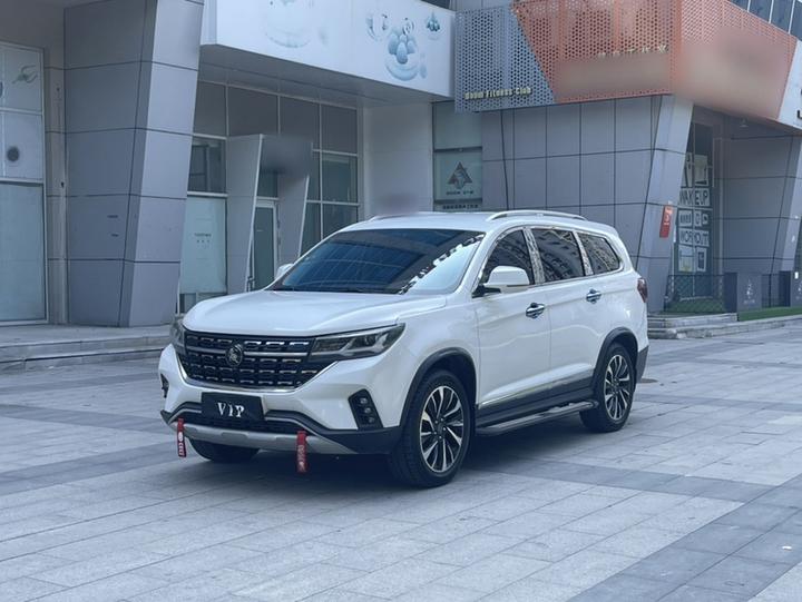 Forthing T5L 2019 1.5T CVT Luxury 7-Seater