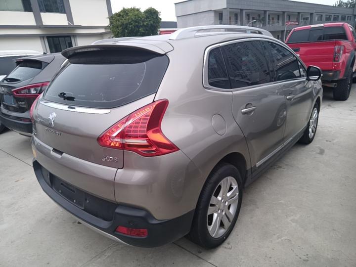3008 2015 2.0L AT Classic photo 4
