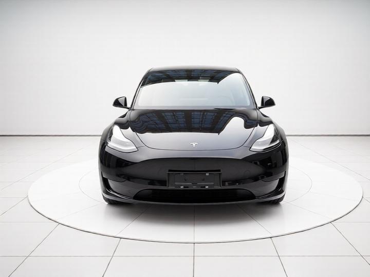 Model Y 2022 Facelift RWD photo 2