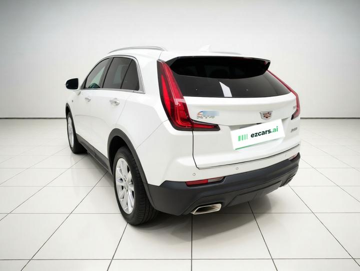XT4 2022 28T RWD photo 4