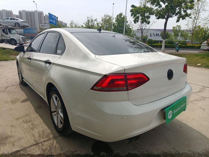 Lamando 2018 230TSI DSG photo 4