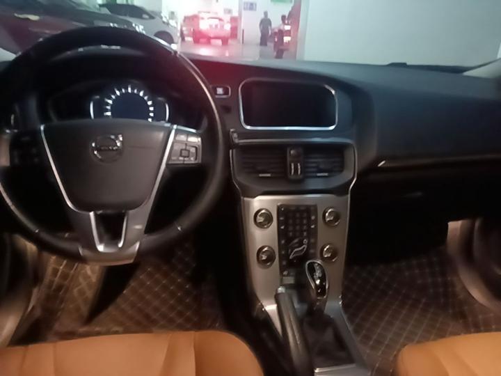 V40 2018 T3 photo 6
