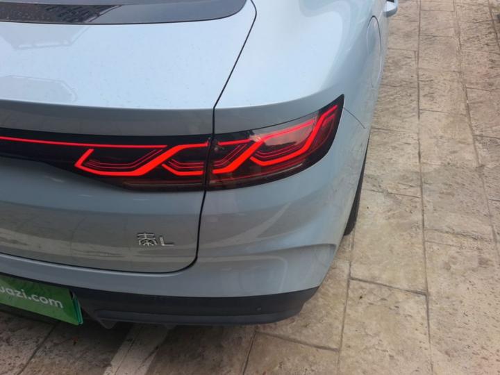 Qin L 2024 DM-i 120KM Leading photo 7