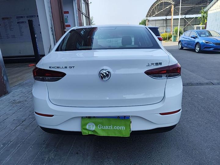Excelle 2021 Facelift Classic 1.5L AT Progressive photo 3