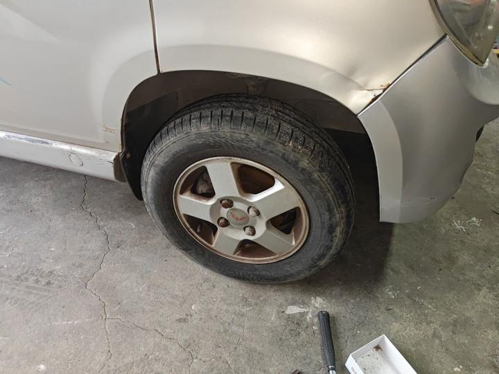 Wuling Zhiguang 2013 1.0L photo 8