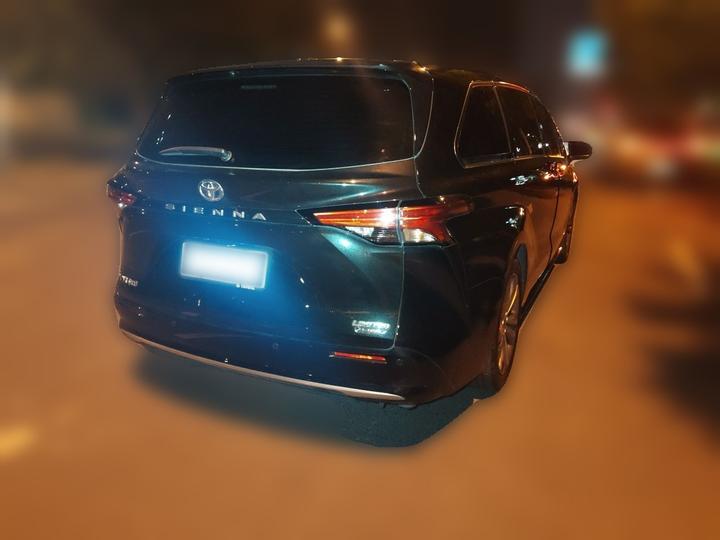 Sienna 2024 2.5L Hybrid Premium photo 6