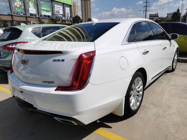XTS 2018 28T Tech photo 6