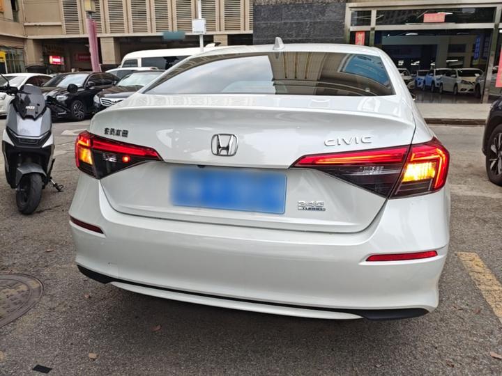 Civic 2023 240TURBO CVT photo 5