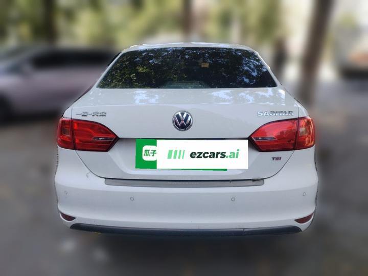 Sagitar 2014 1.6L MT Comfort photo 5