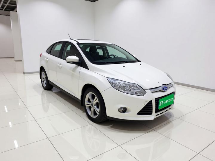 Focus 2012 Sedan 1.6L MT photo 3