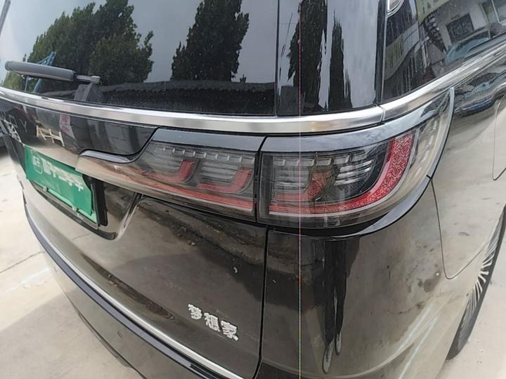 Voyah Dreamer 2025 PHEV AWD Flagship photo 7