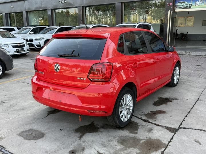 Polo 2014 1.4L AT Comfort photo 6