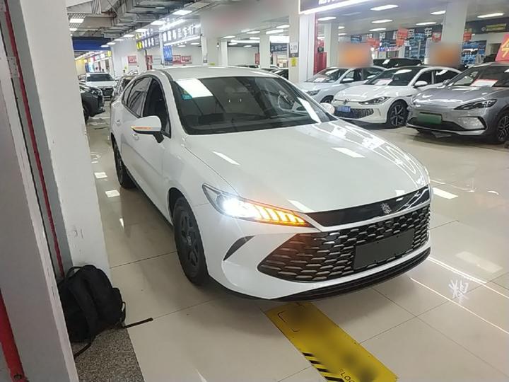 Qin PLUS 2025 DM-i ADAS 55KM Leading photo 3