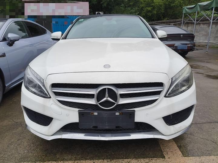 C-Class 2015 Facelift C 200 L Sport photo 2