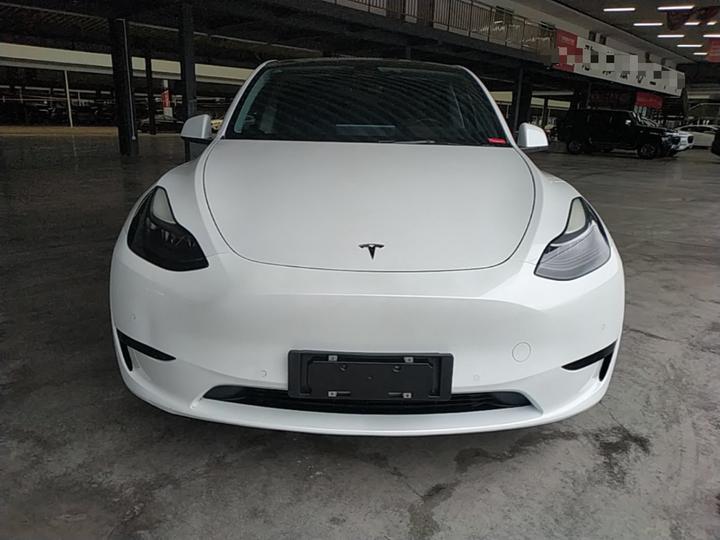 Model Y 2022 RWD photo 2