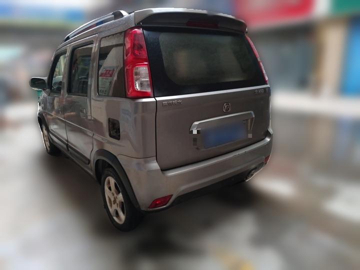 X5 2013 Luxury 1.4L photo 4