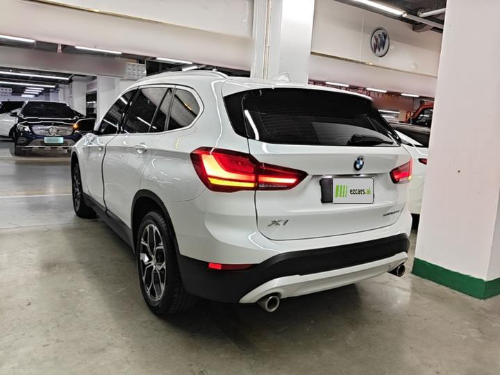 X1 2021 Facelift sDrive25Li Leading photo 4