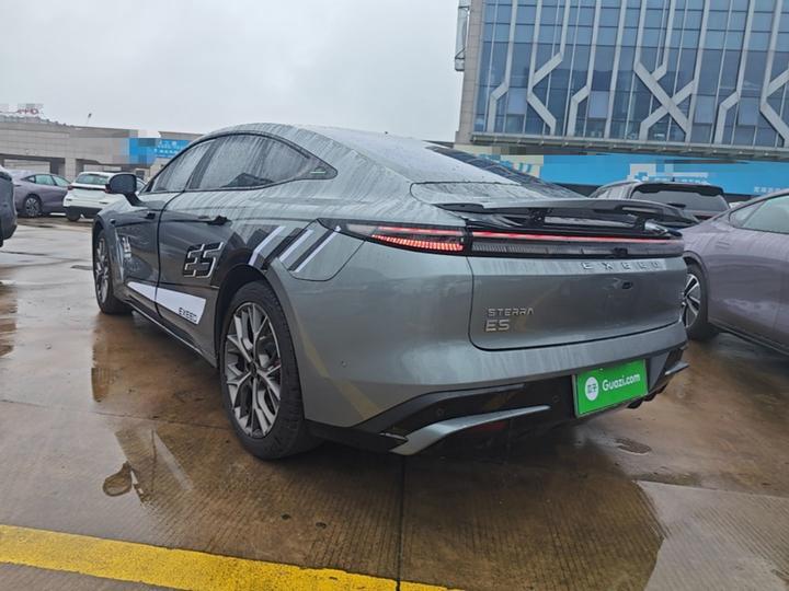 Sterra ES 2025 EREV Max photo 4