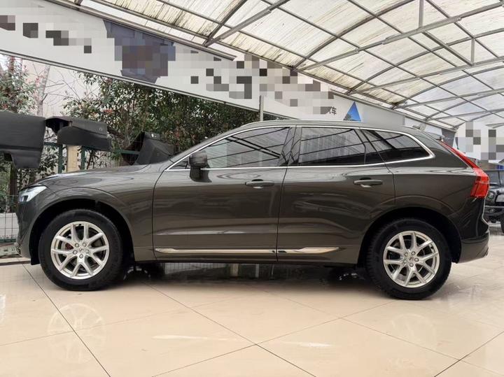 XC60 2021 T5 AWD Luxury photo 3