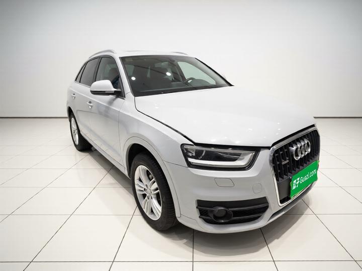 Q3 2015 35 TFSI quattro Tech photo 3
