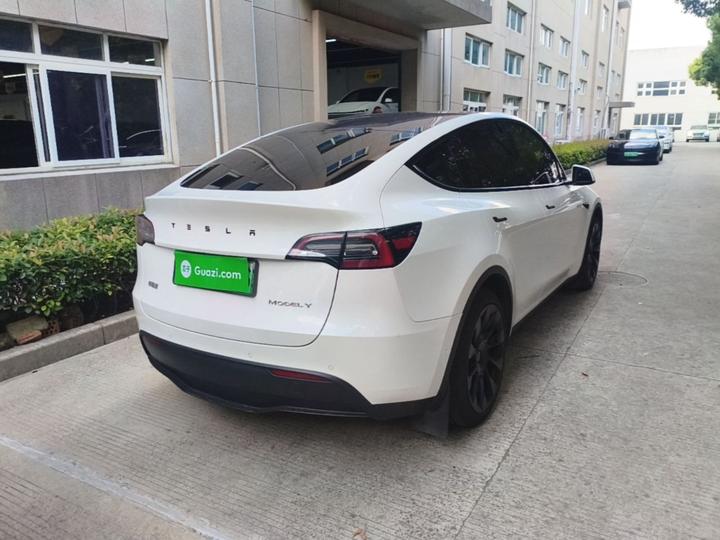 Model Y 2022 Facelift Long Range AWD photo 4