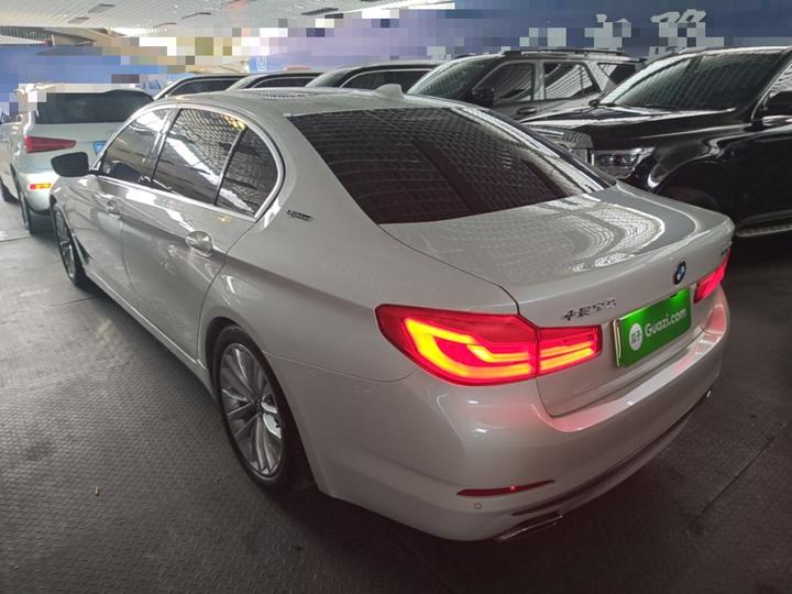 5 Series EV 2019 530Le Luxury photo 4