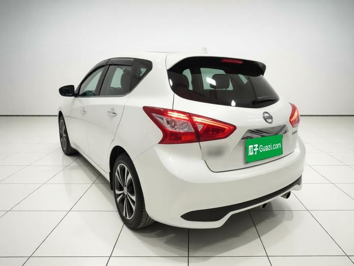 Tiida 2021 1.6L CVT photo 4