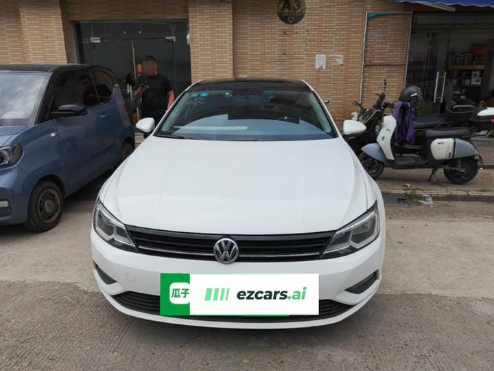 Lamando 2018 230TSI DSG photo 2