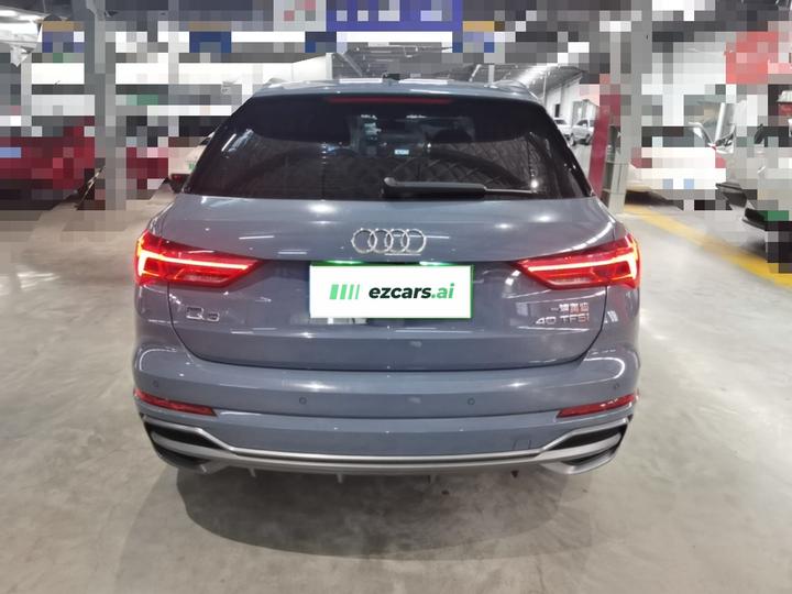 Q3 2022 40 TFSI RS photo 5