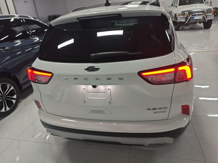 Escape 2020 EcoBoost 245 RWD photo 5