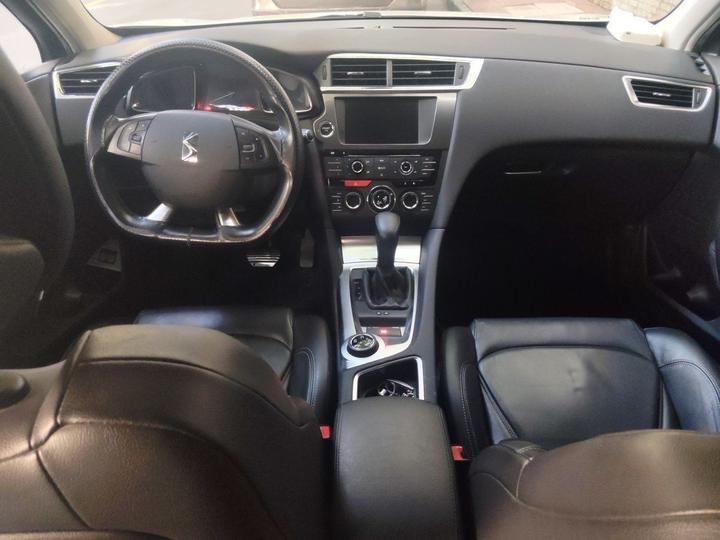 6 2016 1.6T Luxury THP160 photo 5