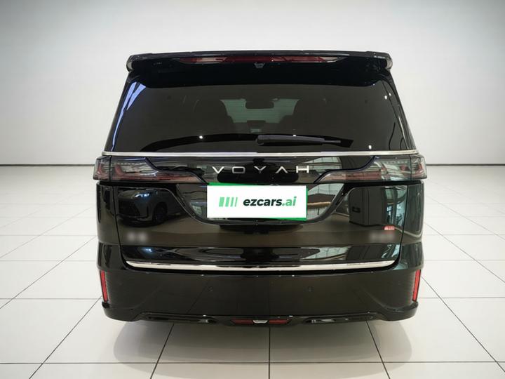 Voyah Dreamer 2026 PHEV Qiankun Ultra photo 5
