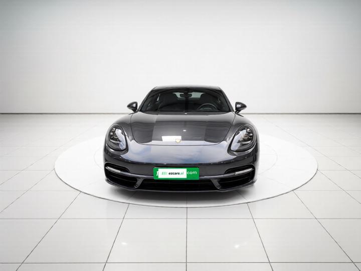 2019 Panamera 4 Executive Extended 2.9T photo 2
