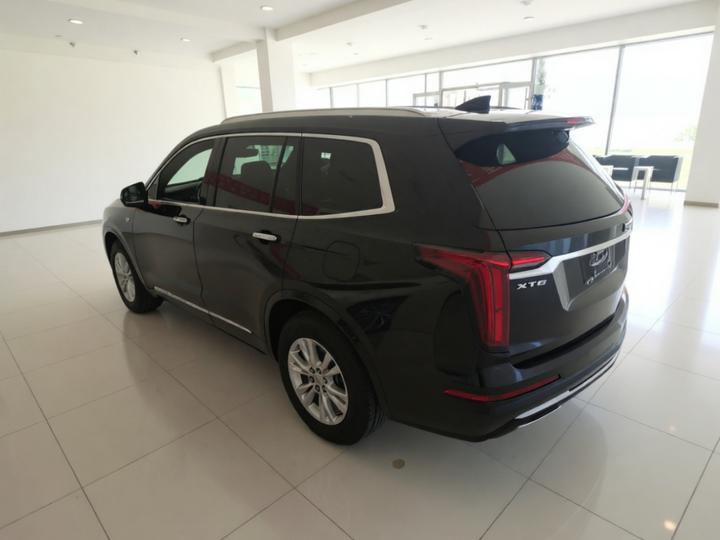 XT6 2020 28T 6-Seater photo 4