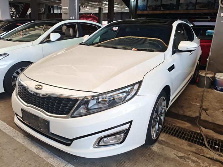 K5 2014 2.0L AT LUXURY