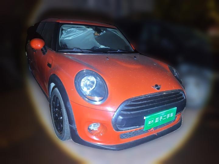 2018 1.5T ONE 5-Door photo 3
