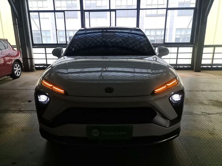 EC6 2022 75kWh Sport photo 2
