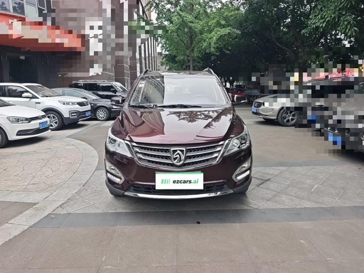 560 2015 1.8L MT Luxury photo 2