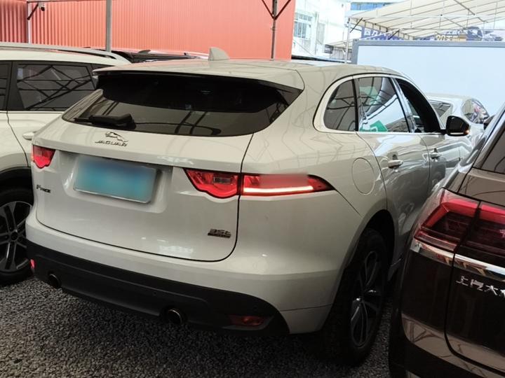 F-PACE 2016 3.0 SC AWD R-Sport Sport photo 4
