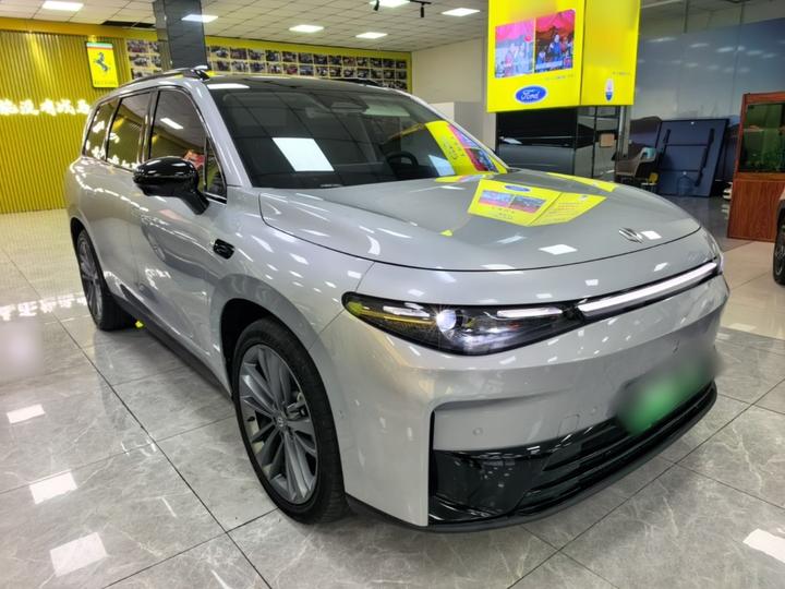 Leapmotor C16 2024 EV 520 Exclusive photo 3