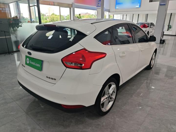 Focus 2020 Hatchback Classic 1.5L AT photo 4