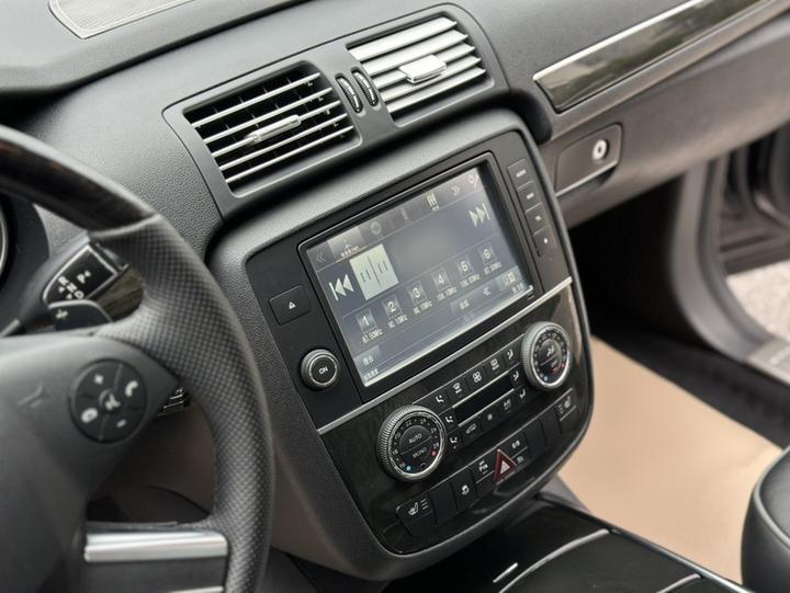 R-Class 2017 R 320 4MATIC Business Edition photo 4