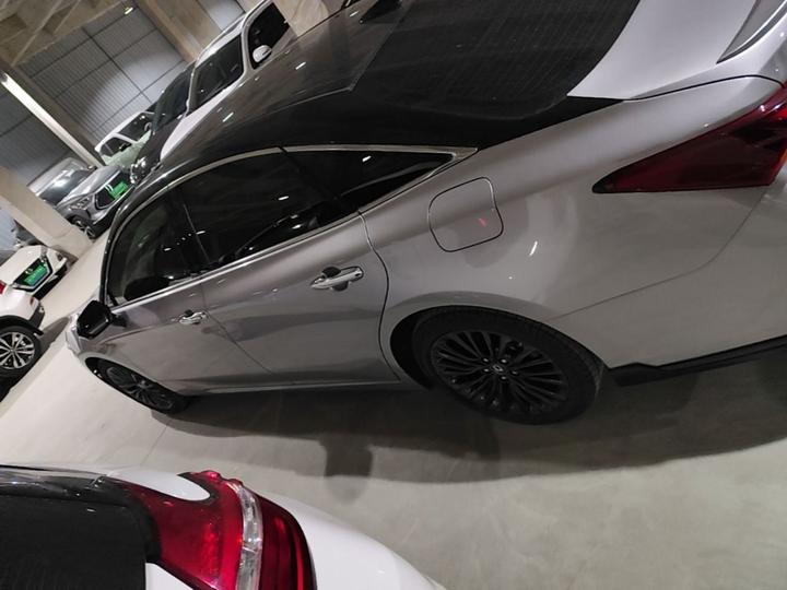 Avalon 2021 2.5L Touring Premium SPORT photo 4