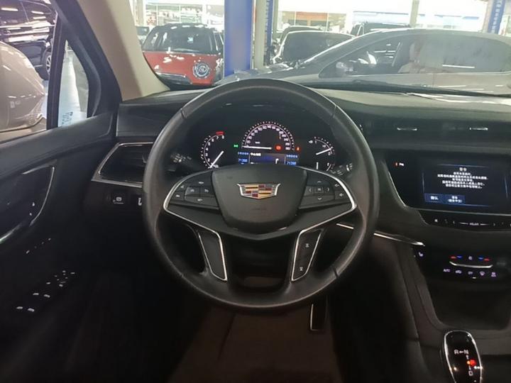XT5 2016 28T AWD Luxury photo 6