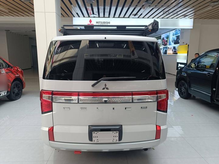 Parallel Import Luxury Diesel 2.3T photo 5