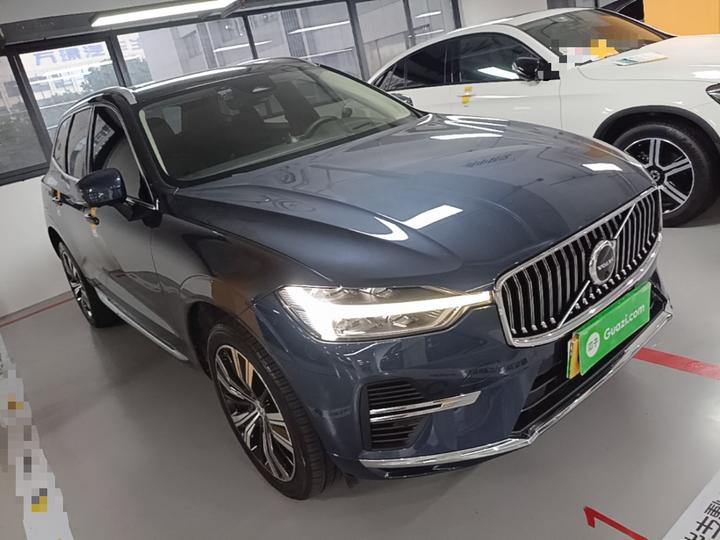 XC60 EV 2023 T8 PHEV Long Range AWD Luxury photo 3