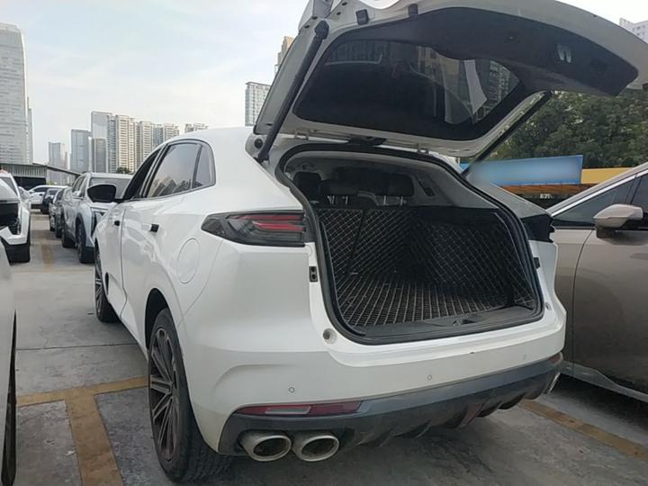 UNI-K 2021 2.0T AWD Premium photo 4