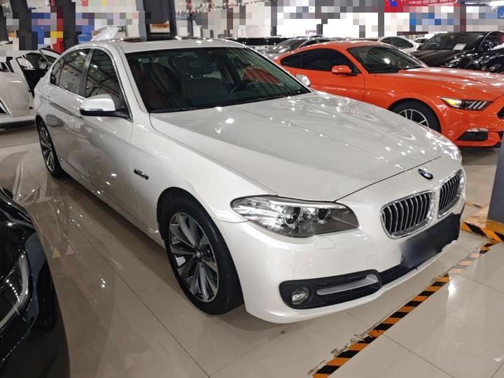 5 Series 2017 525Li Leading photo 3