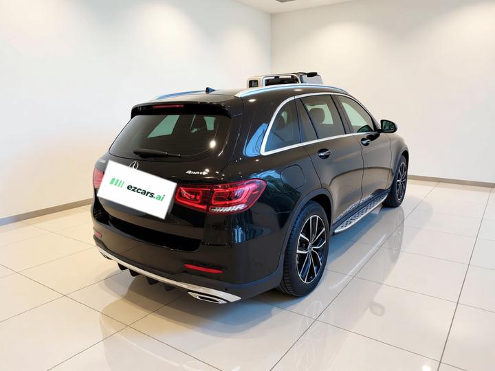 GLC 2022 Facelift GLC 300 L 4MATIC Dynamic photo 6